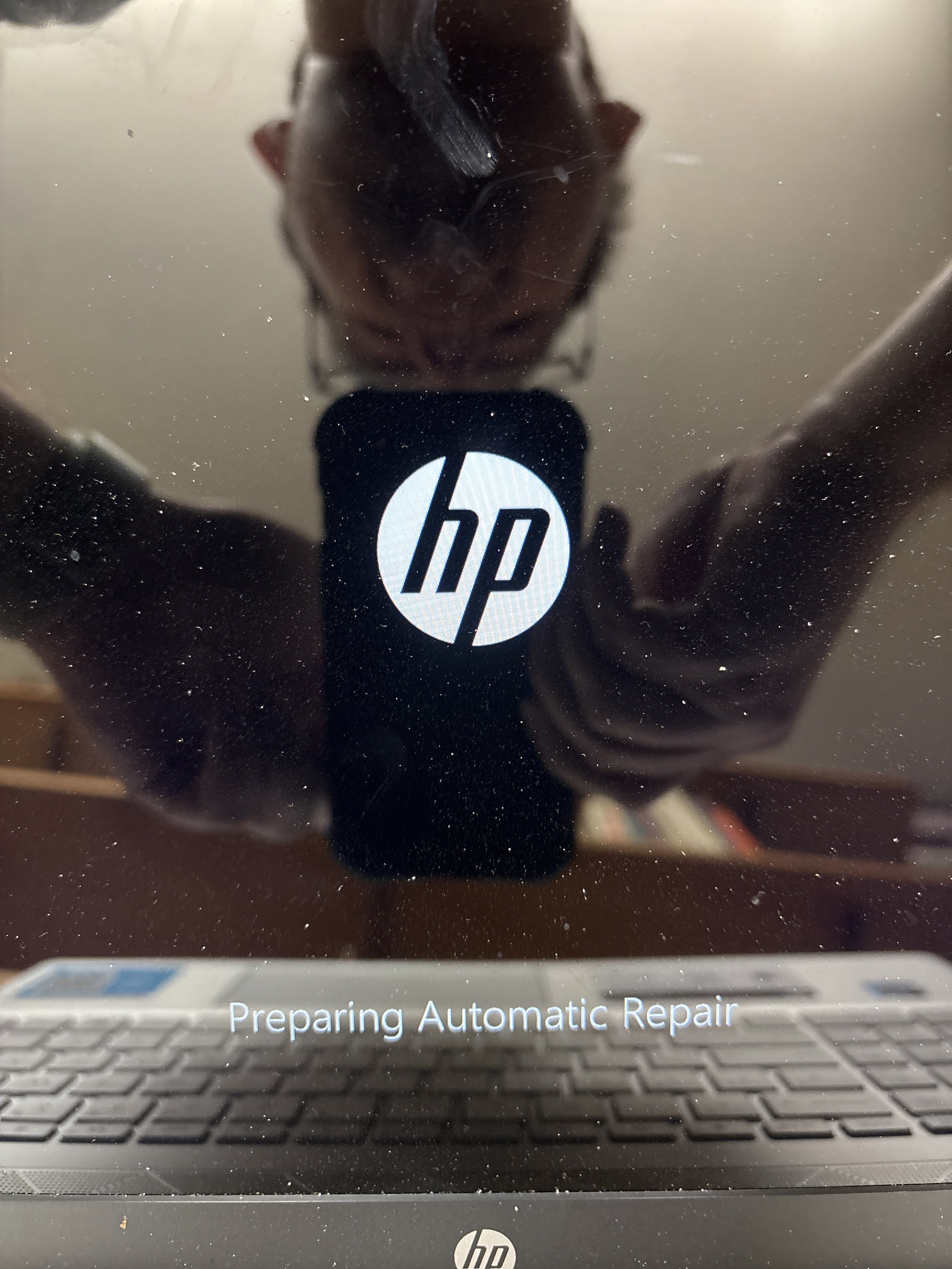 Laptop showing Preparing Automatic Repair